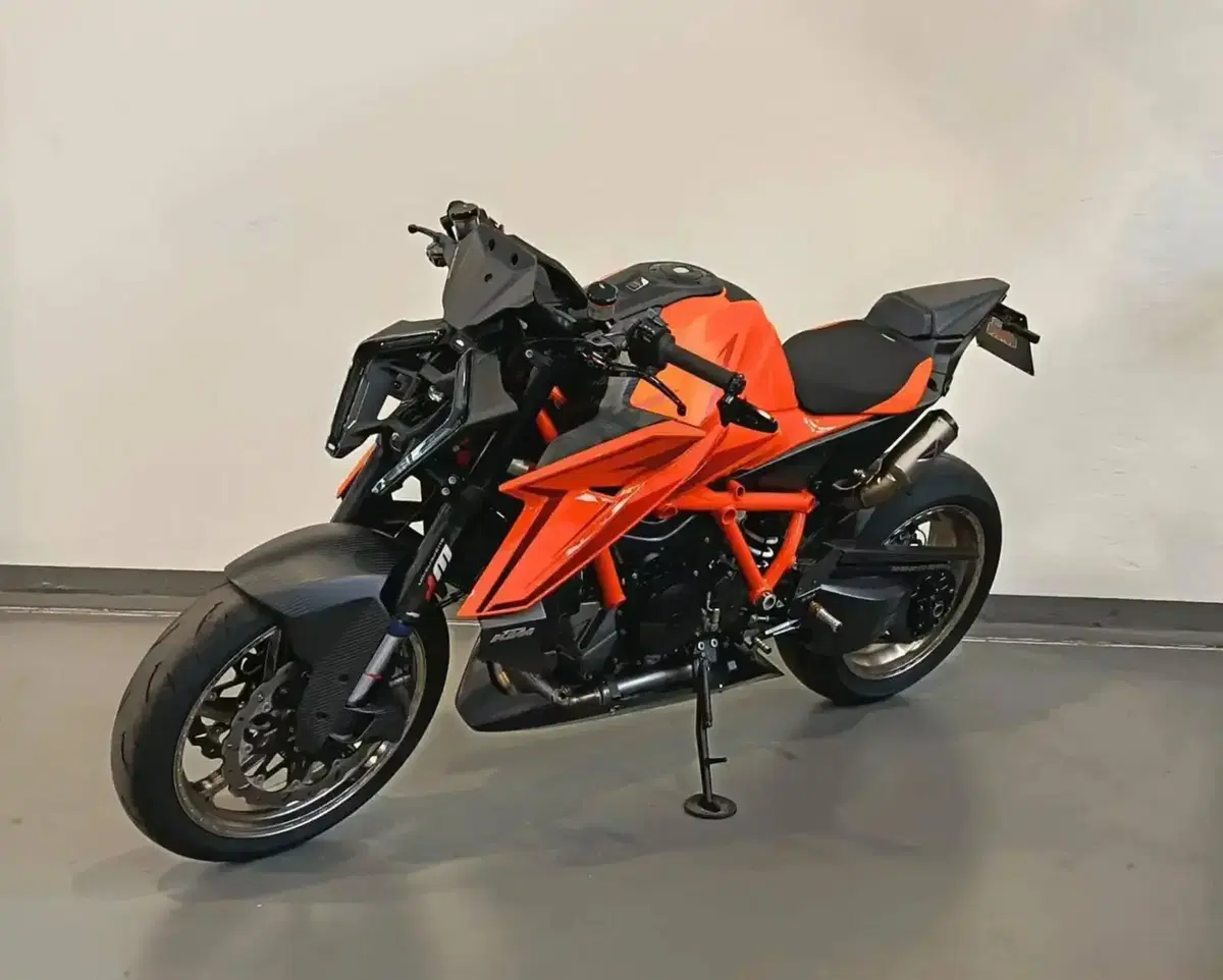 KTM 1390 Super Duke R EVO: l'usato del giorno di Moto.it [GALLERY]