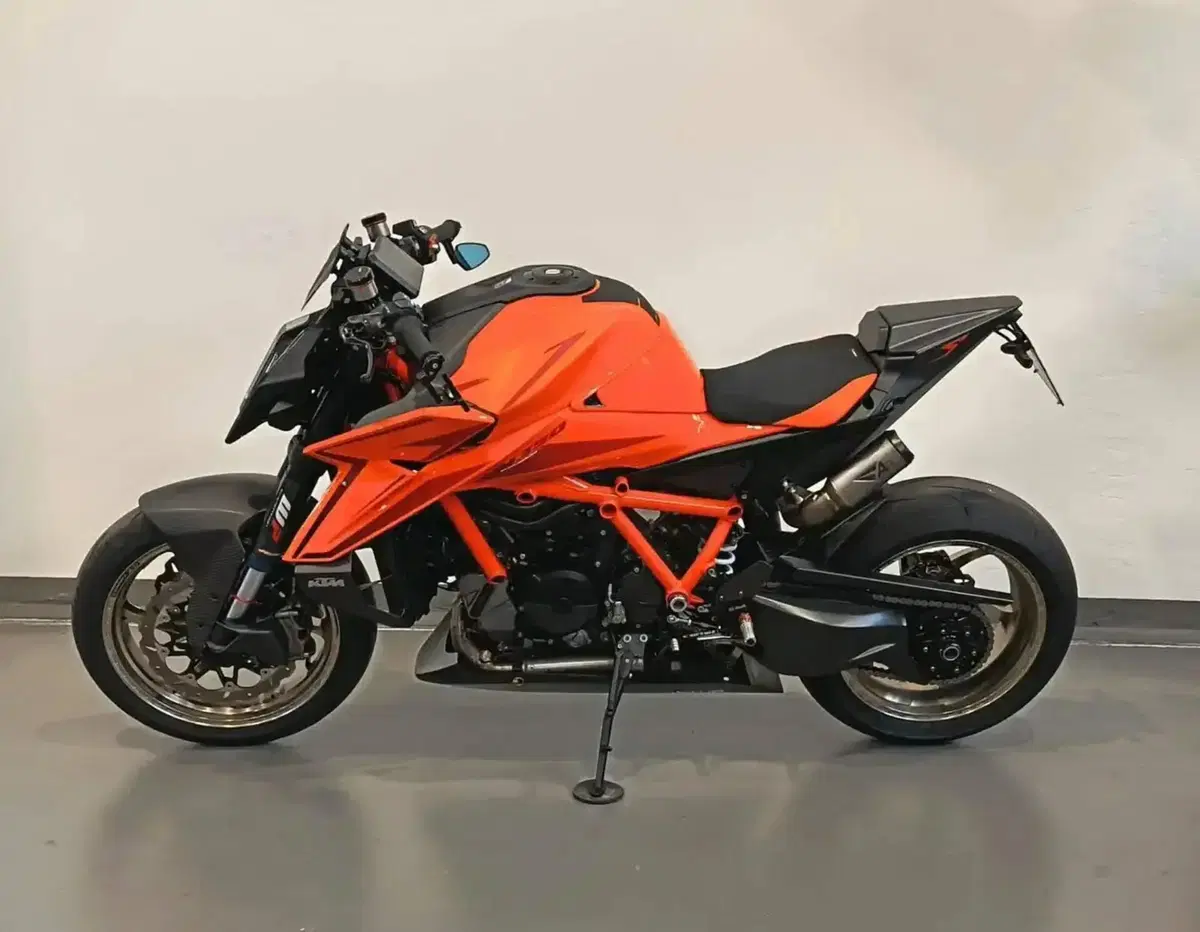 KTM 1390 Super Duke R EVO: l'usato del giorno di Moto.it [GALLERY] (8)