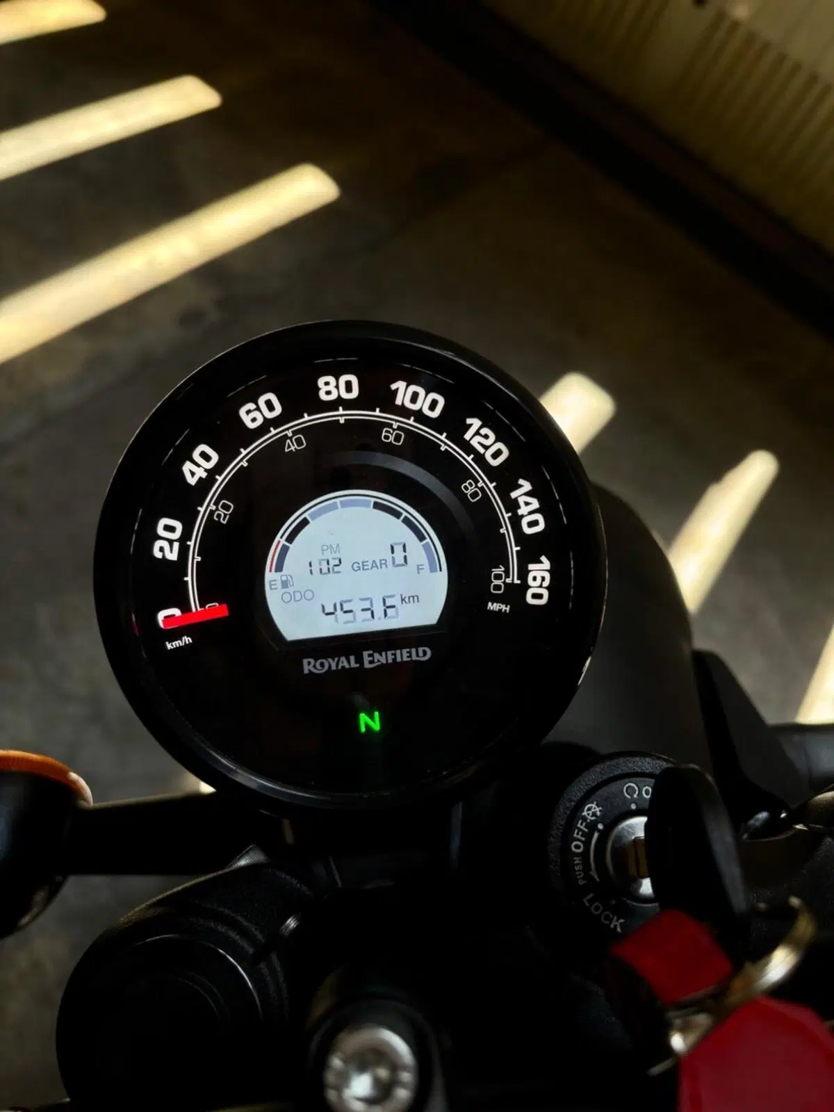 Royal Enfield HNTR 350 (2022 - 26) (4)