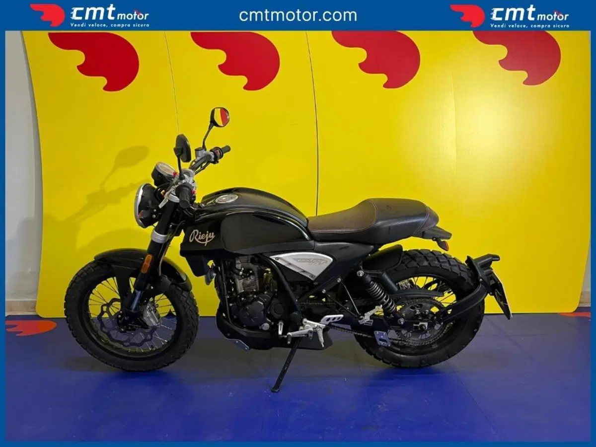 Rieju Century 125 (2018 - 19) (4)