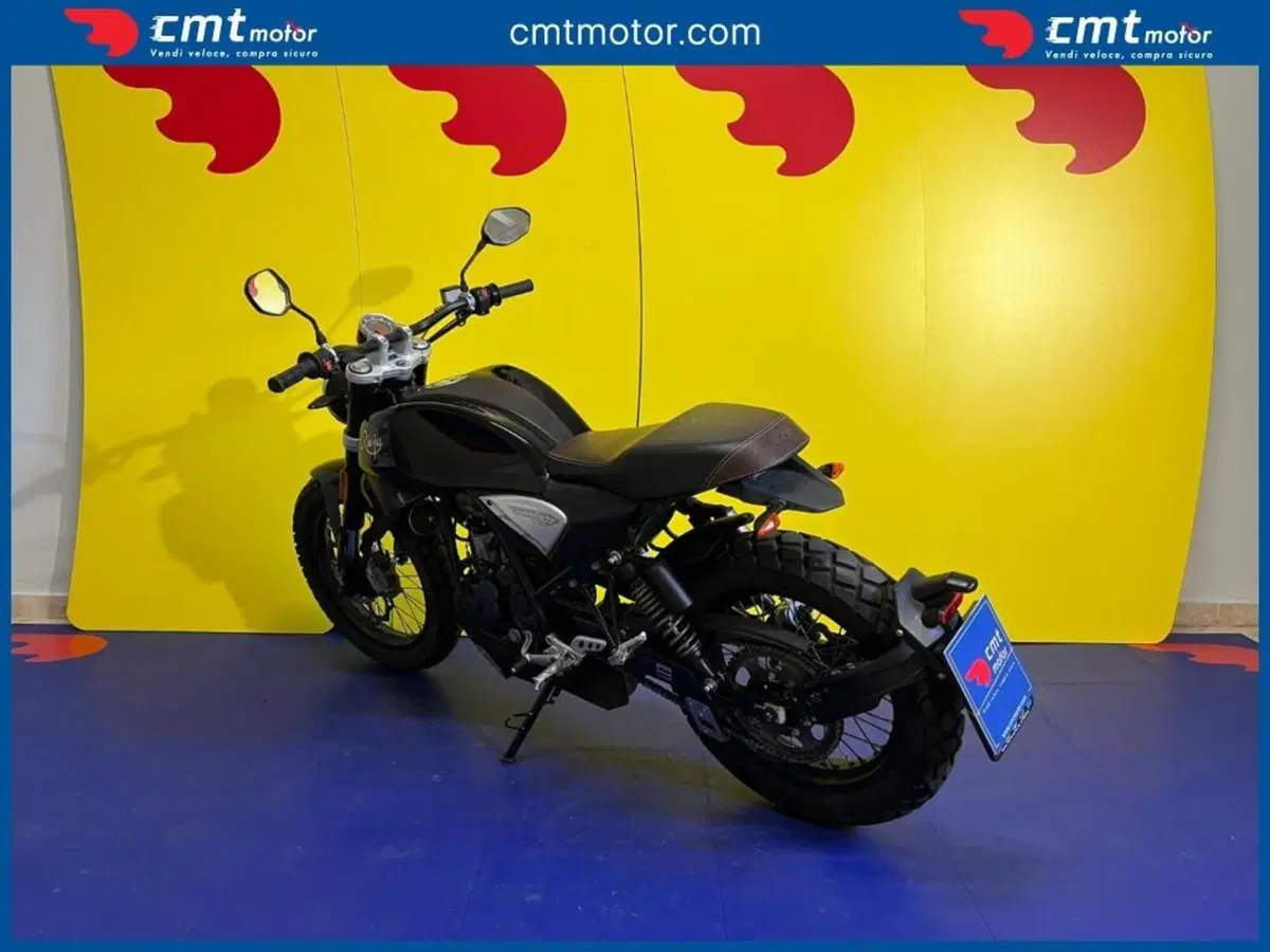 Rieju Century 125 (2018 - 19) (7)