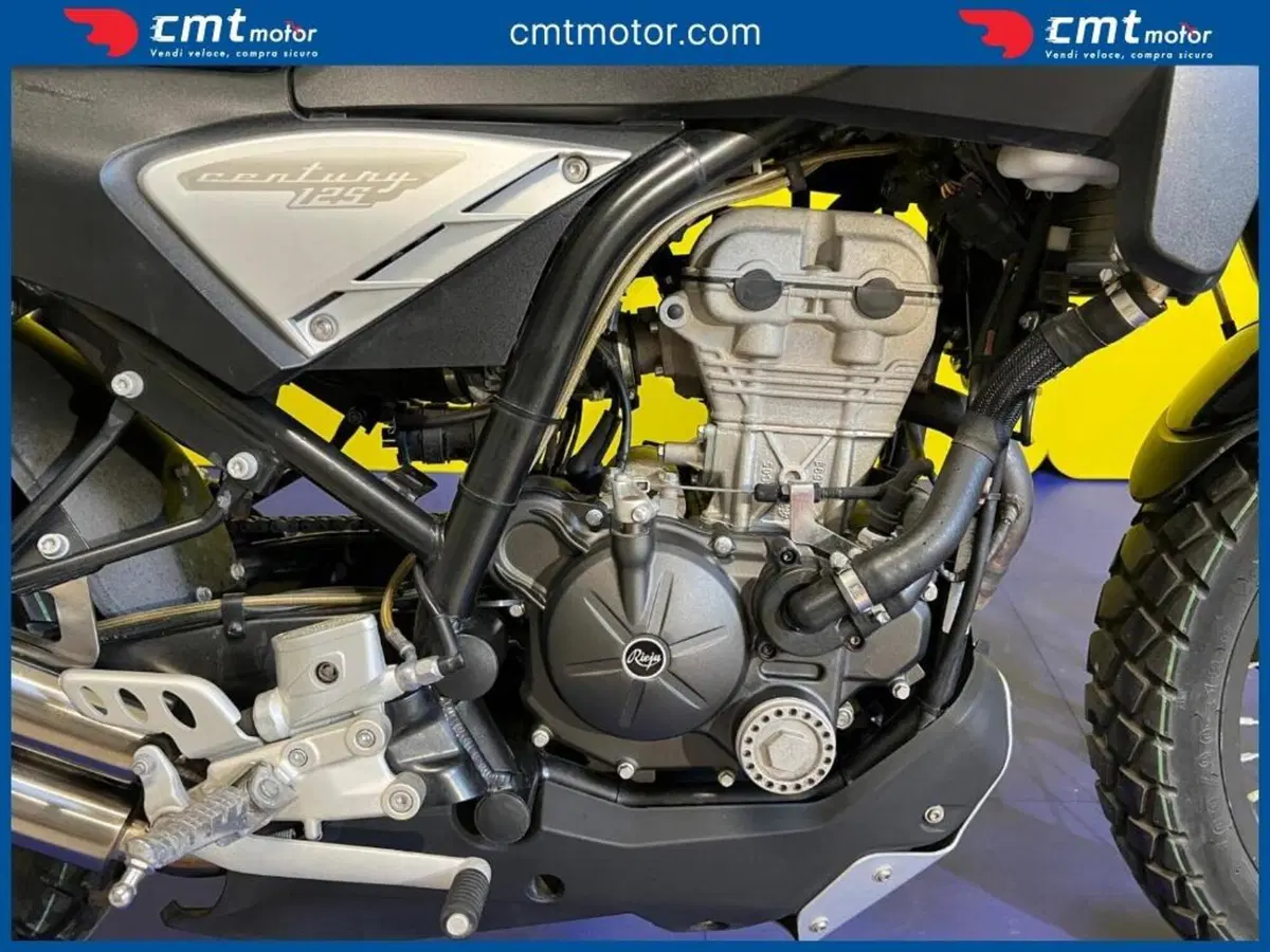 Rieju Century 125 (2018 - 19) (9)