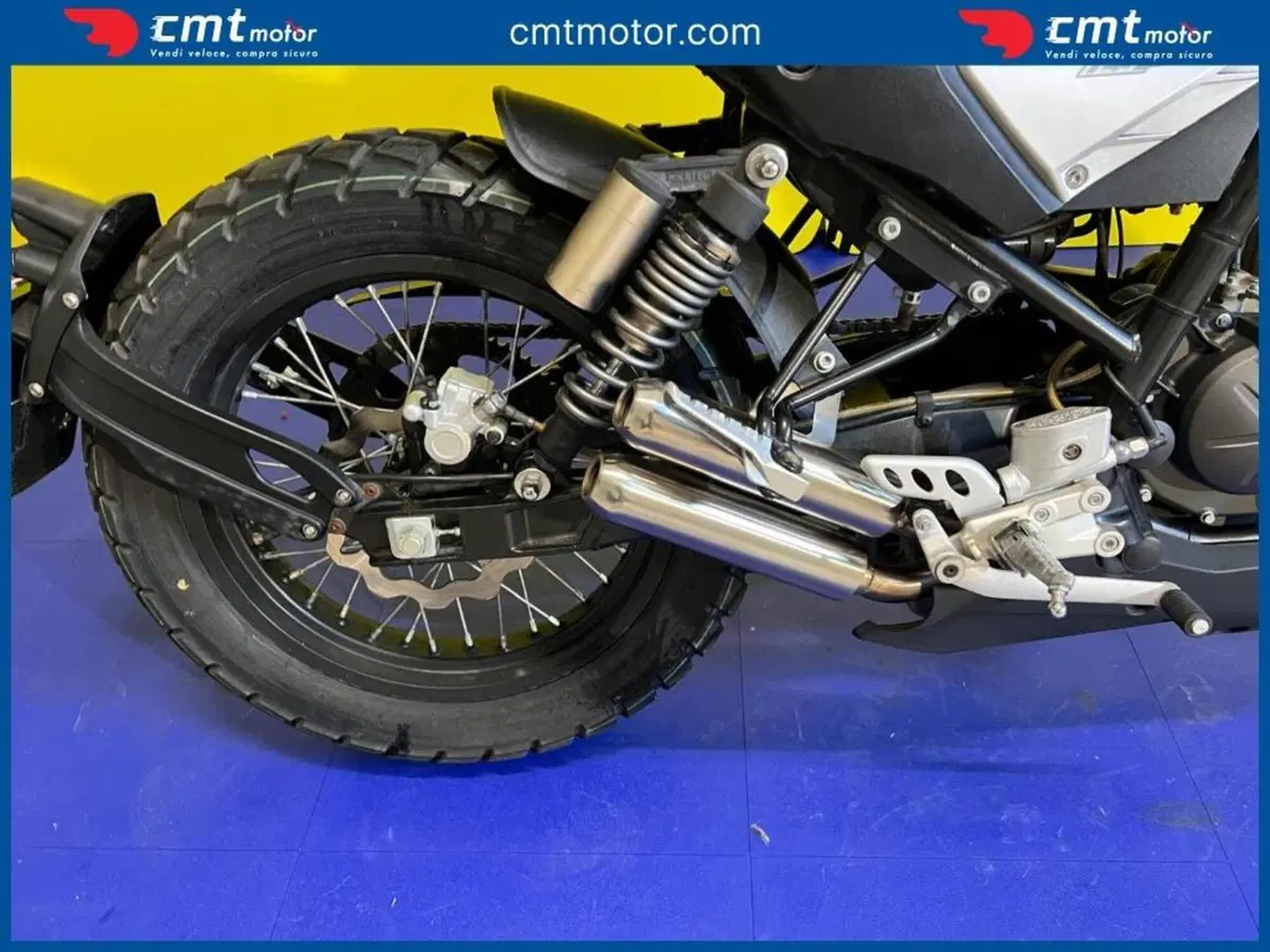 Rieju Century 125 (2018 - 19) (13)