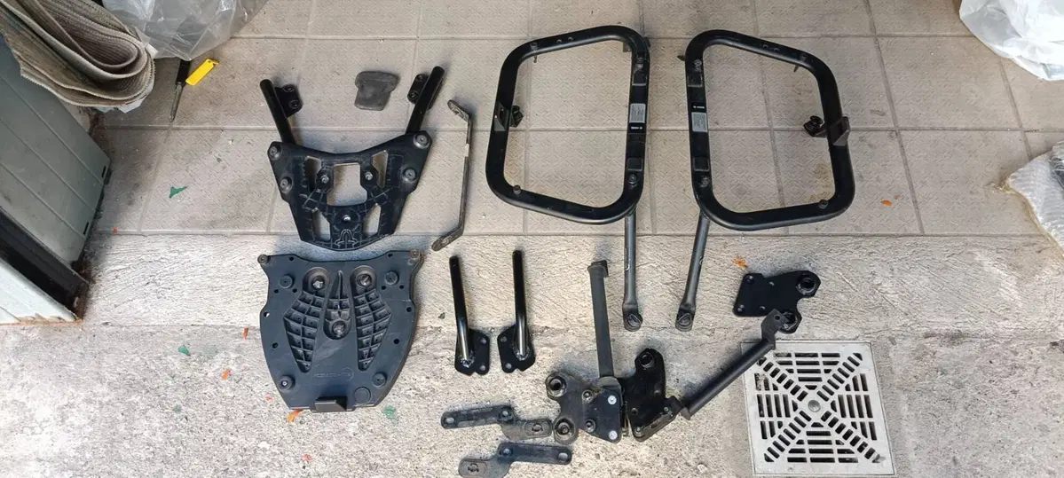 Telai valigie e porta bauletto Sw-Motech