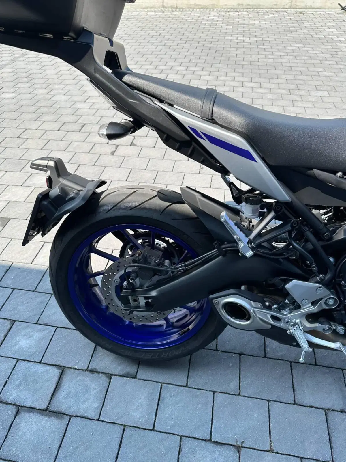 Yamaha MT-09 (2017 - 20) (4)