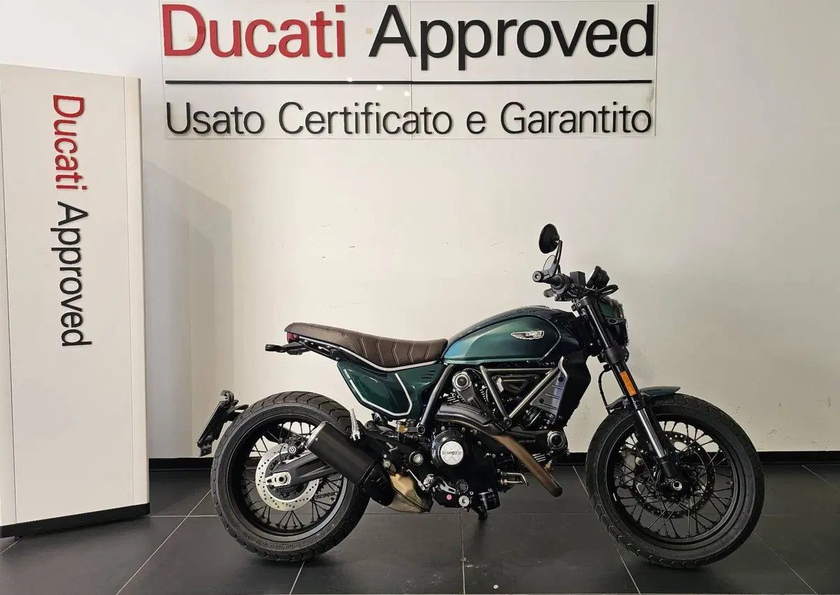Ducati Scrambler 800 Nightshift (2025 - 26)