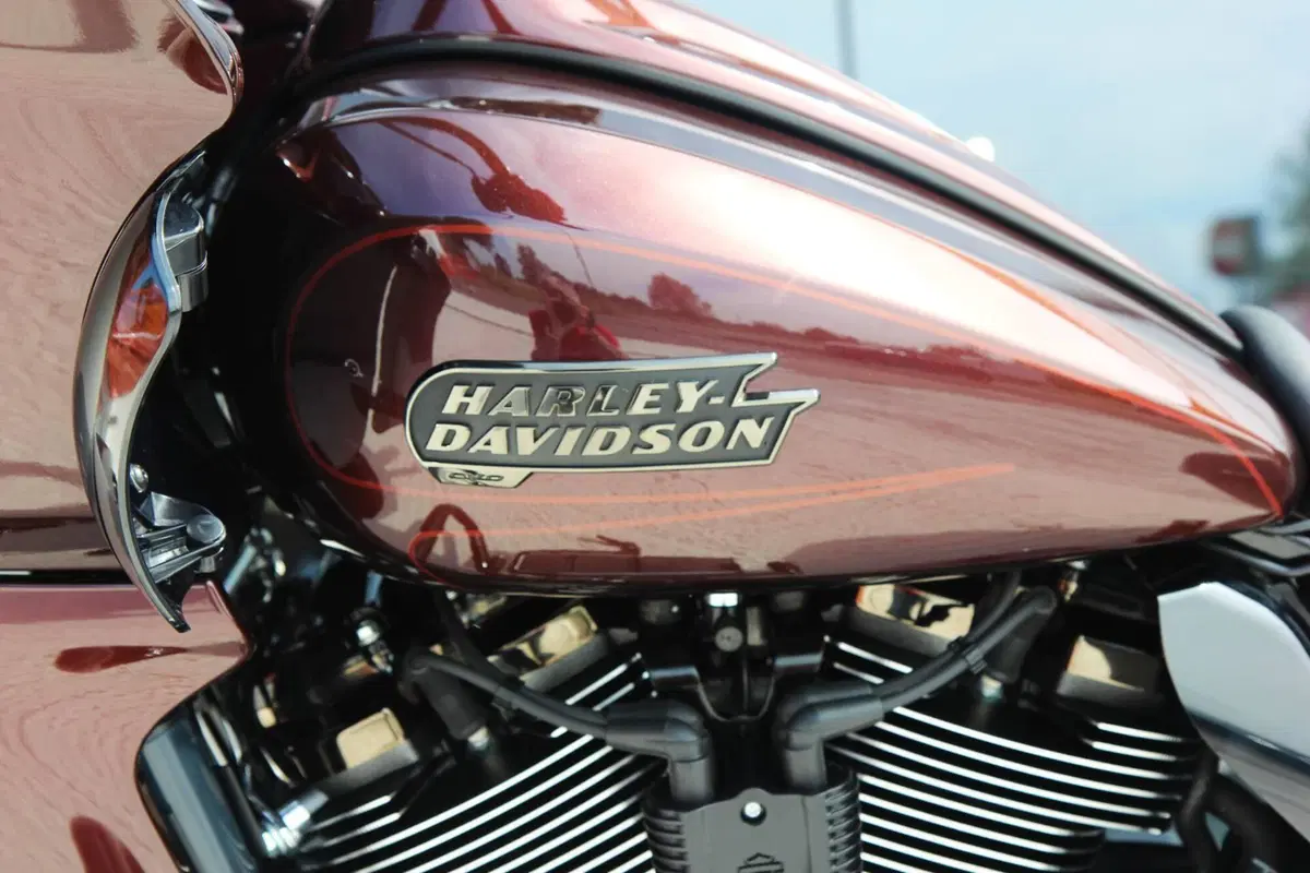 Harley-Davidson CVO Road Glide (2024) (8)
