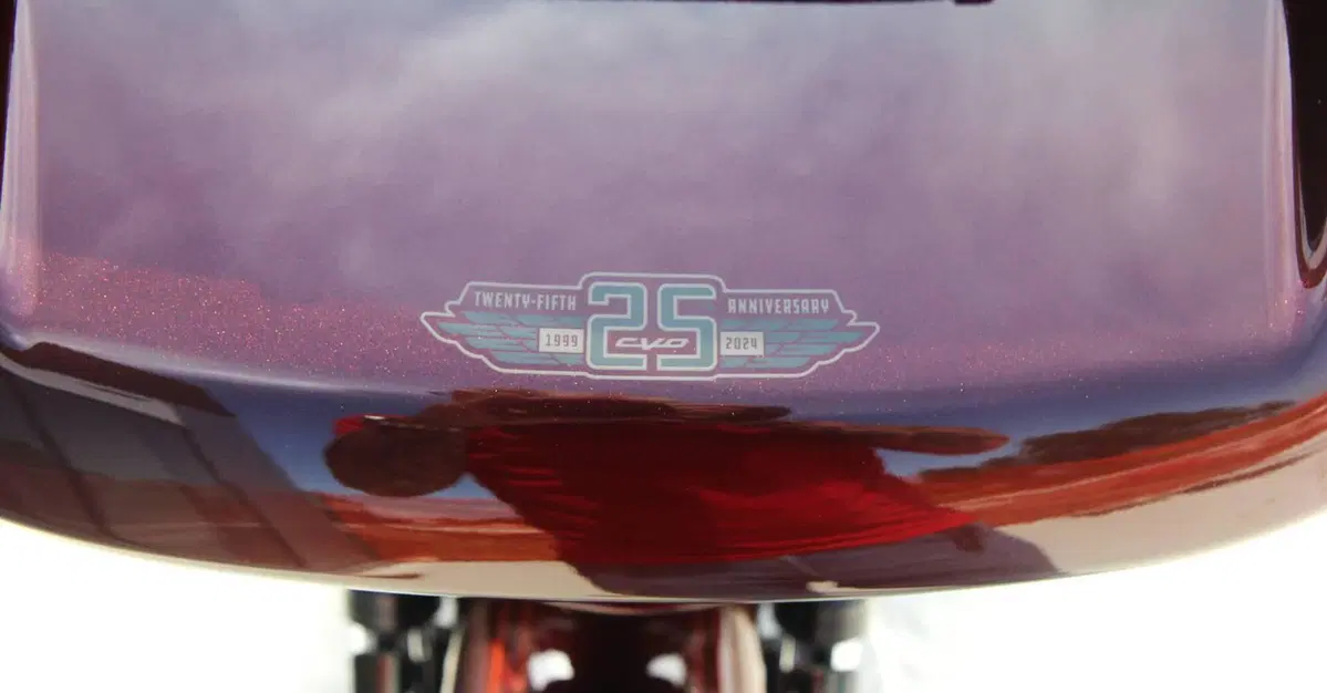 Harley-Davidson CVO Road Glide (2024) (9)