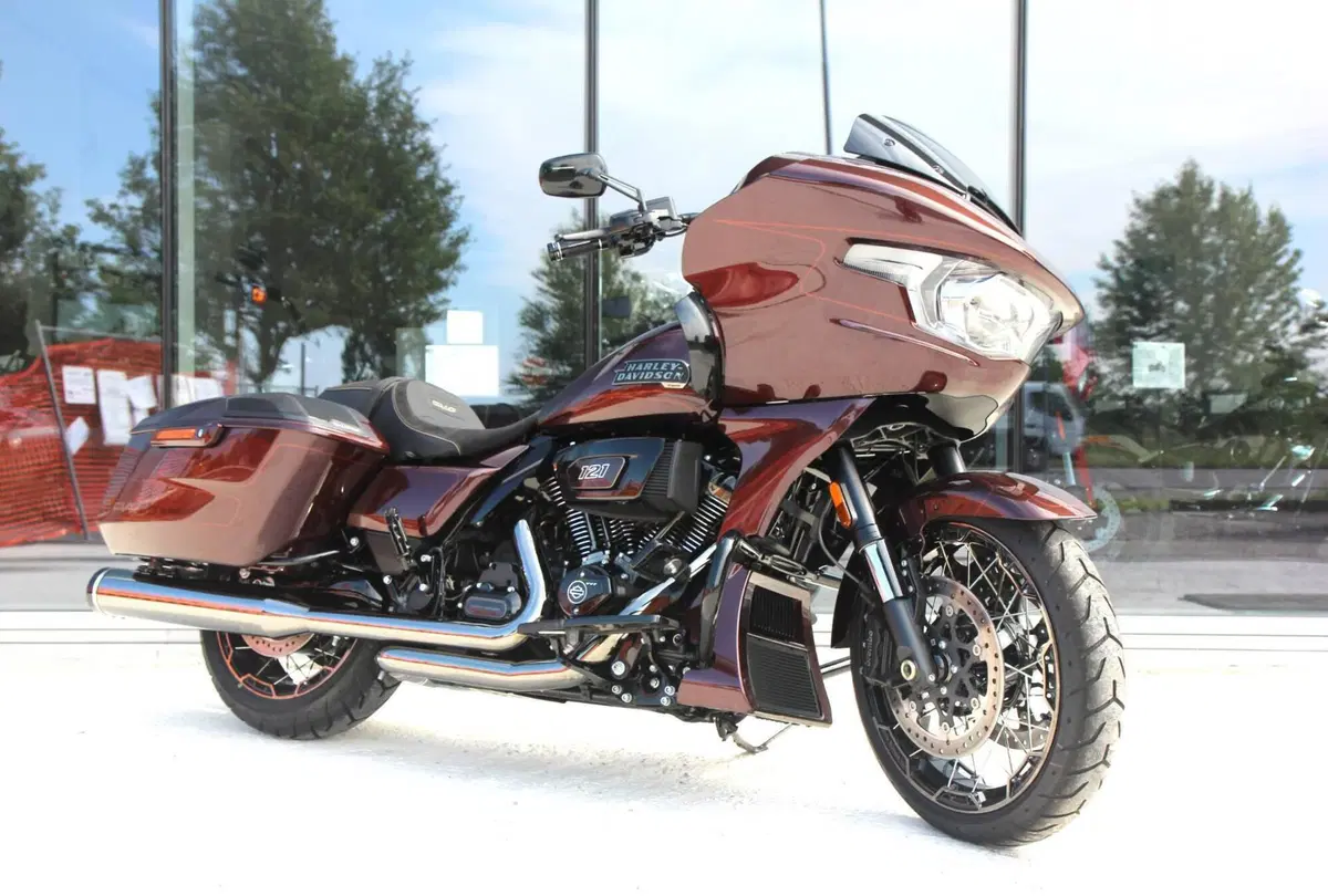 Harley-Davidson CVO Road Glide (2024)