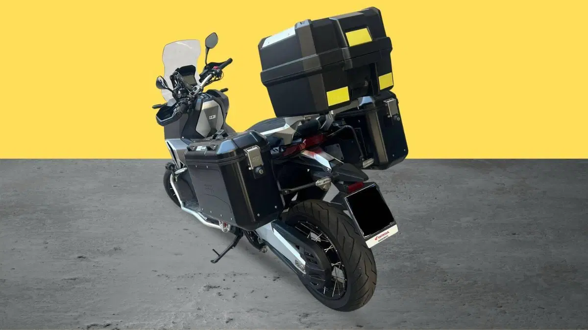 Honda X-ADV 750 Travel Edition (2017) (4)