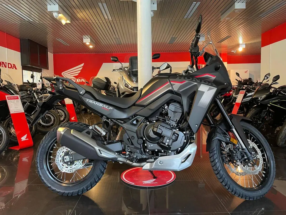 Honda Transalp XL750 (2026)