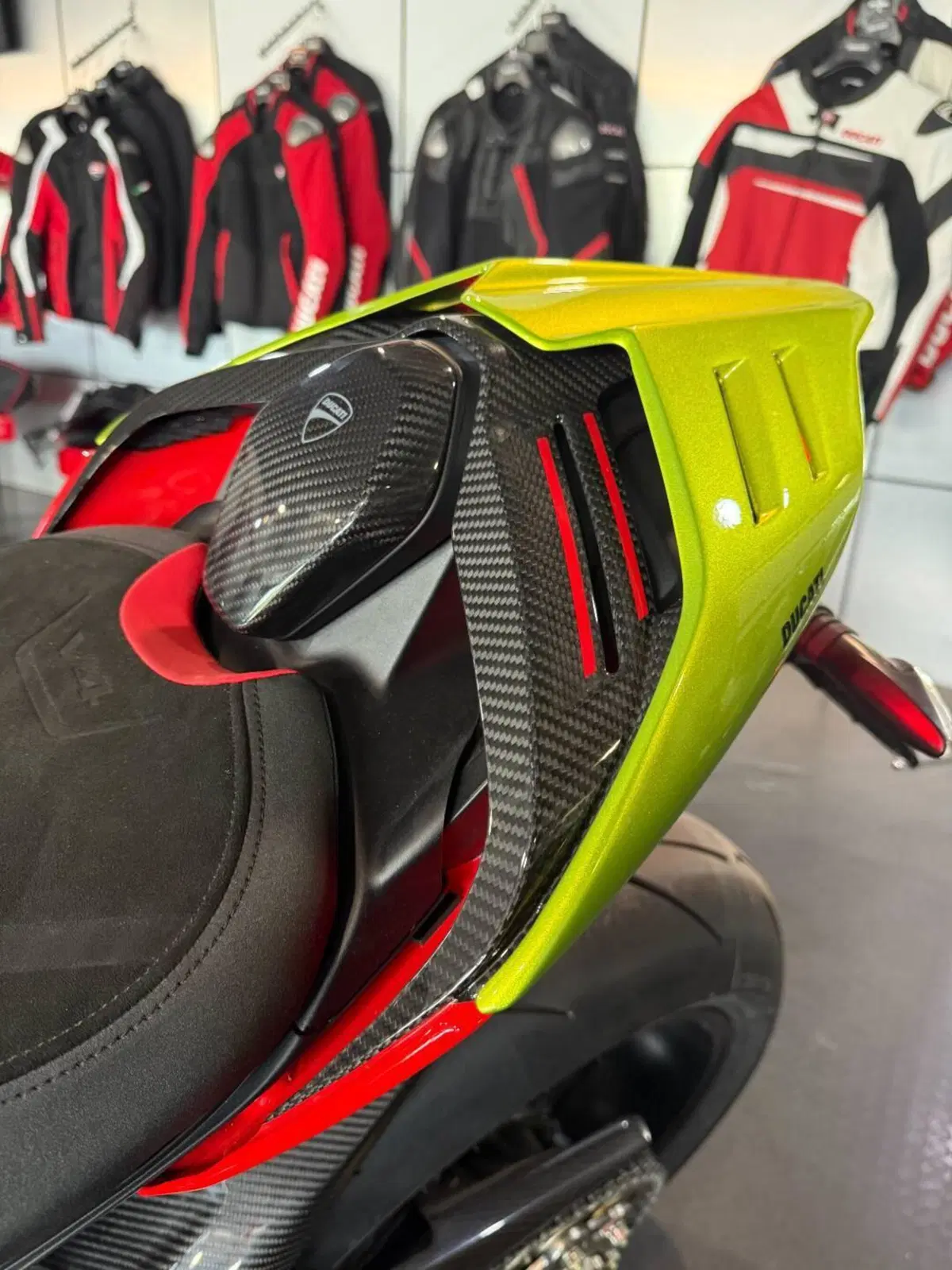 Ducati Streetfighter V4 Lamborghini (2023 - 24) (7)
