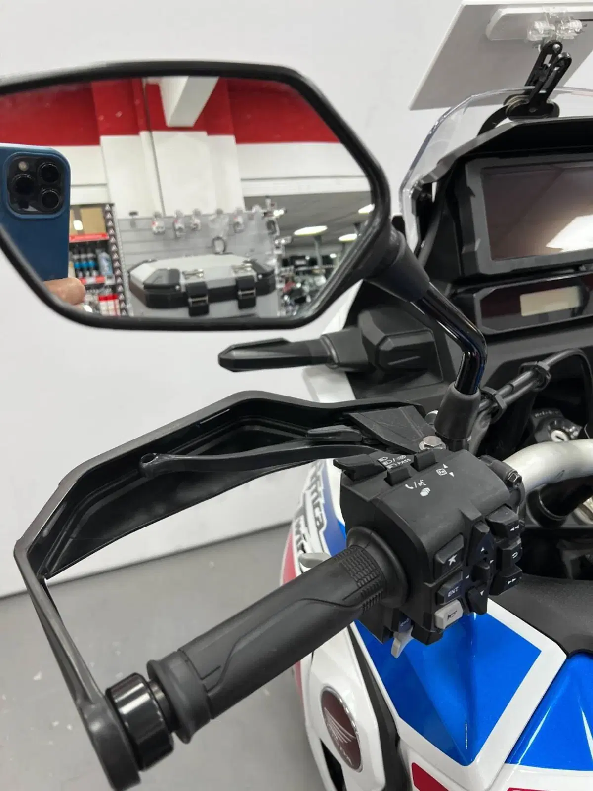Honda Africa Twin CRF 1100L DCT (2020 - 21) (5)