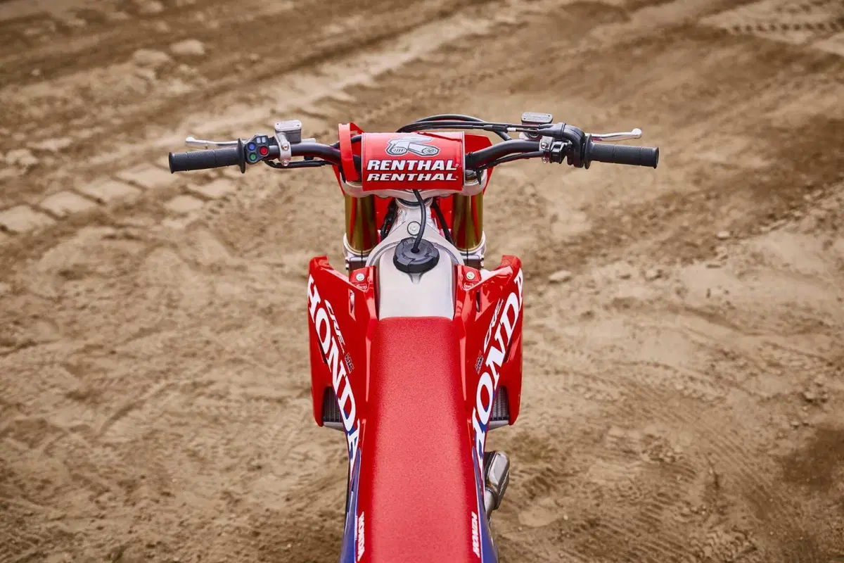 Rivoluzione Honda: ecco la nuova CRF 450R 2027 [GALLERY] (19)