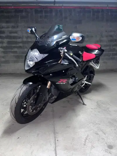 Suzuki GSX-R1000 (2005 - 06) usata