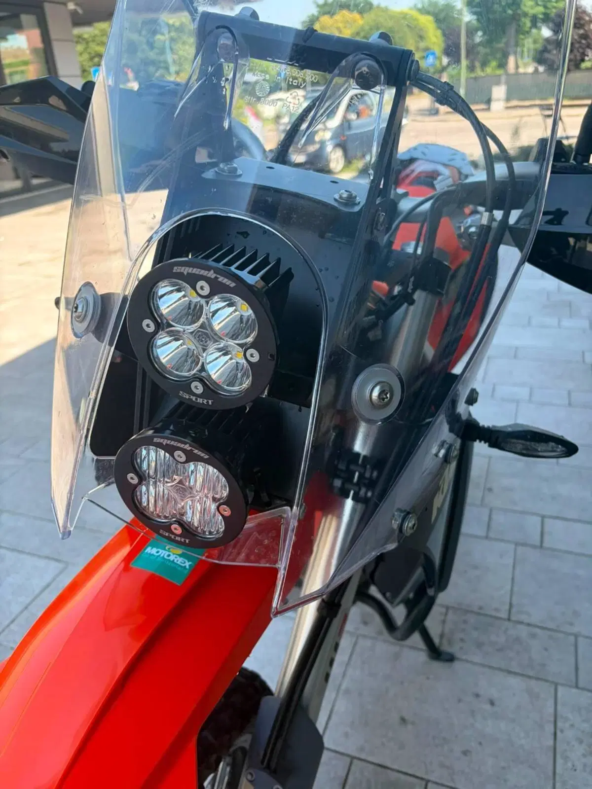KTM 690 Enduro R (2022 - 25) (4)