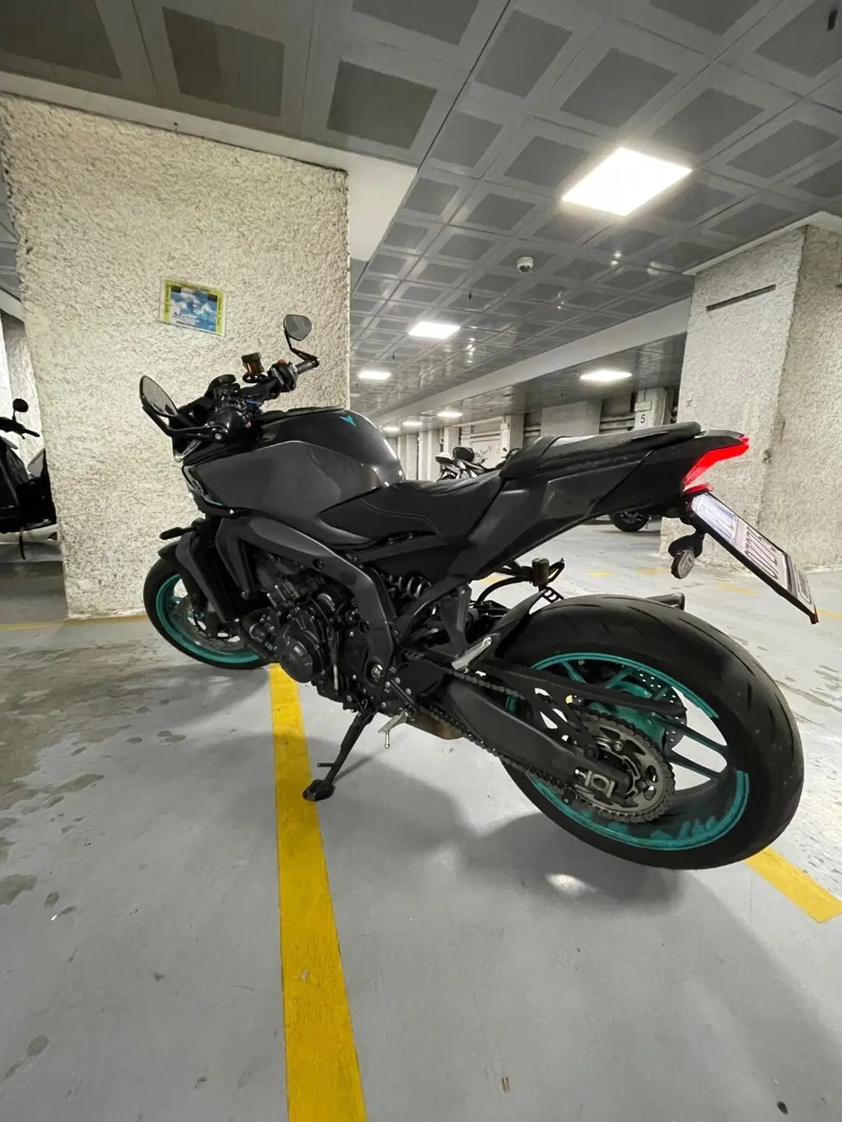 Yamaha MT-09 (2024 - 26) (6)