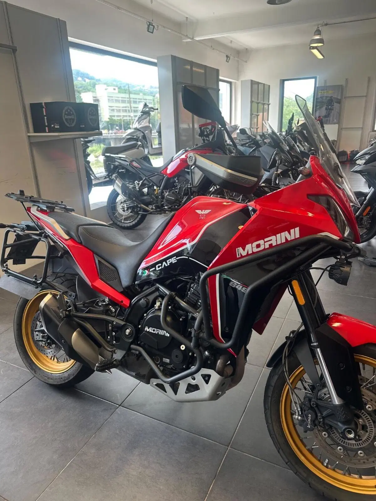 Moto Morini X-Cape 650 Gold Wheels Edition (2022 - 26) (9)