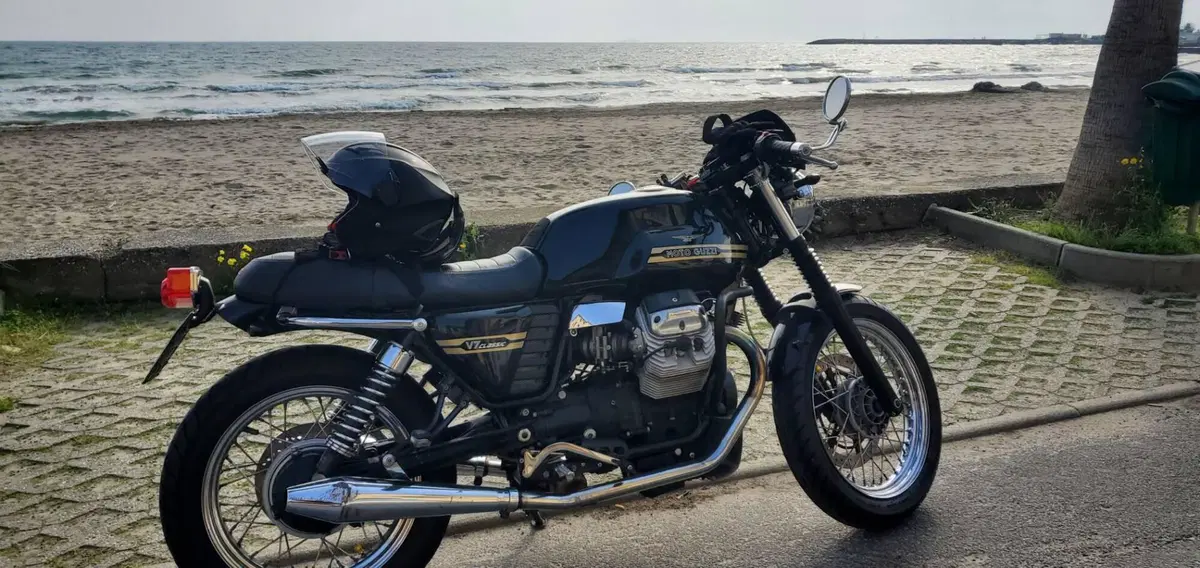 Moto Guzzi V7 Classic (2008 - 12)