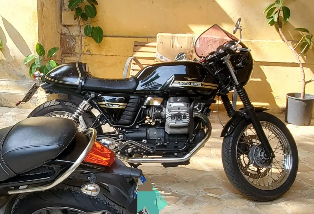 Moto Guzzi V7 Classic (2008 - 12) (3)