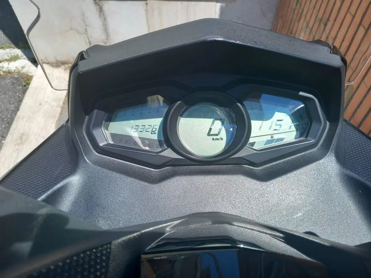 Kymco Dink R 125 Tunnel (2023 - 26) (3)