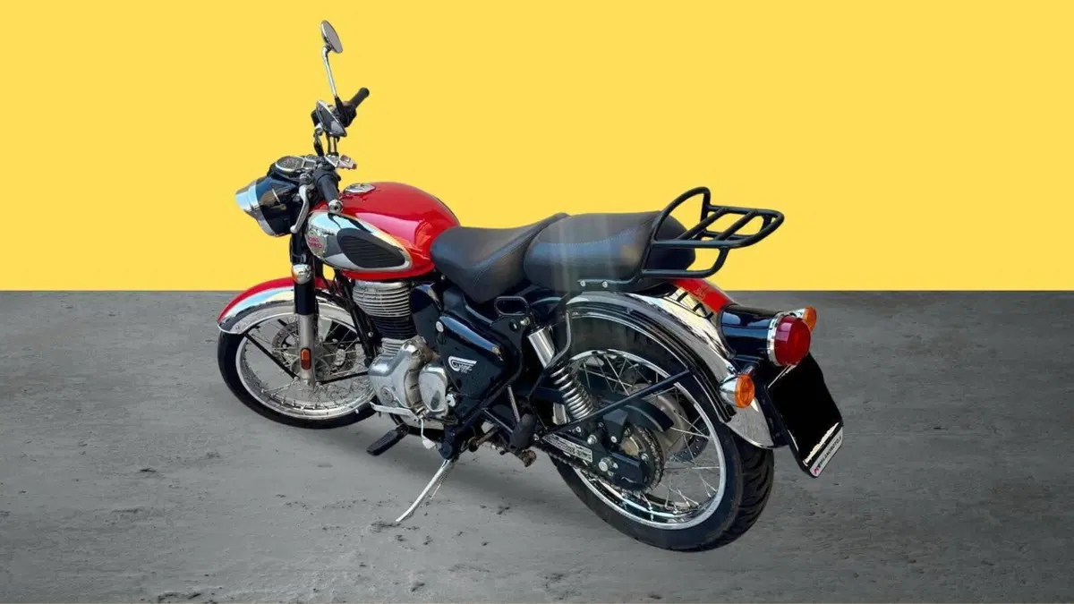 Royal Enfield Classic 350 (2021 - 26) (4)