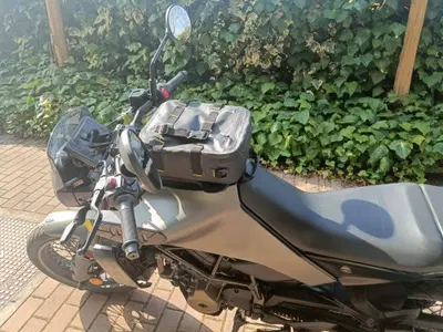 Husqvarna Svartpilen 401 (2024 - 26) usata