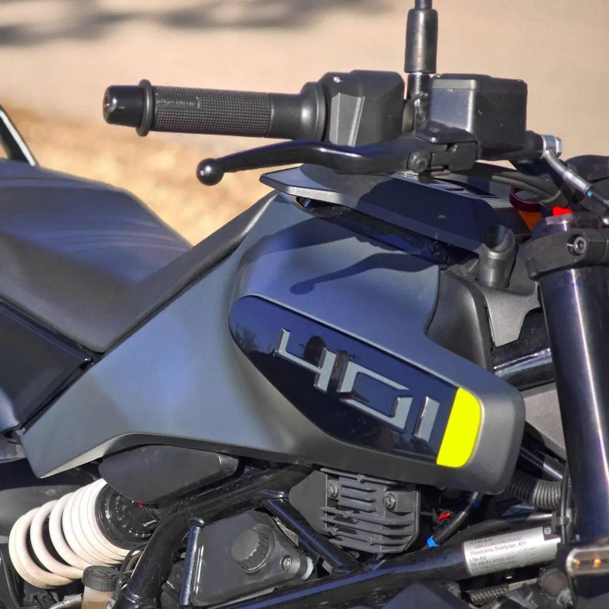 Husqvarna Svartpilen 401 (2024 - 26) (14)