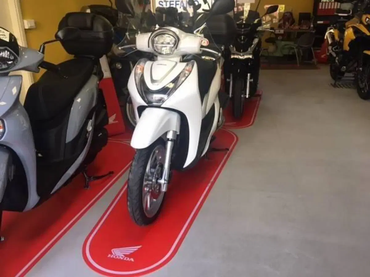 Honda SH 125 Mode (2021 - 23) (3)