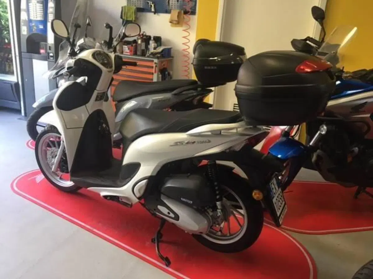 Honda SH 125 Mode (2021 - 23) (5)
