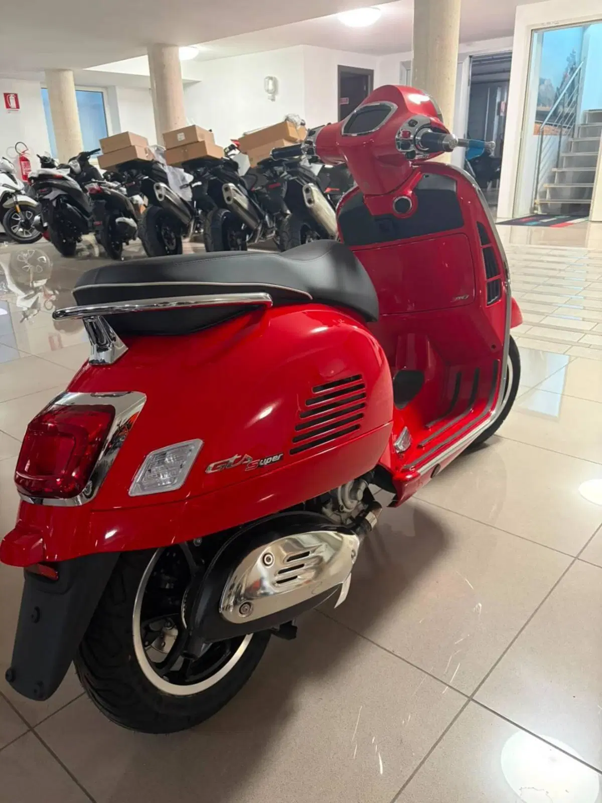 Vespa GTS 310 (2025 - 26) (2)