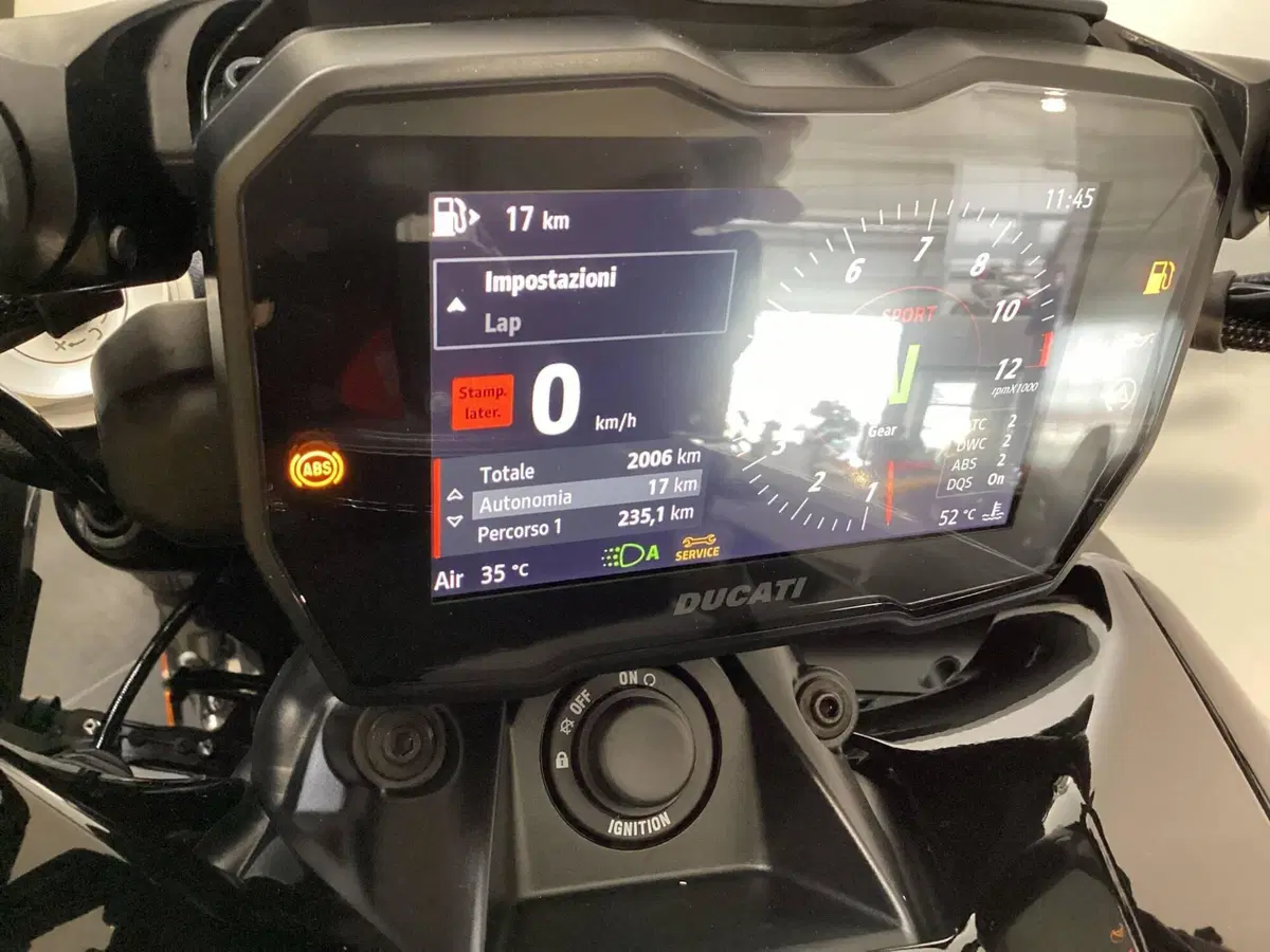 Ducati Diavel V4 (2023 - 26) (5)