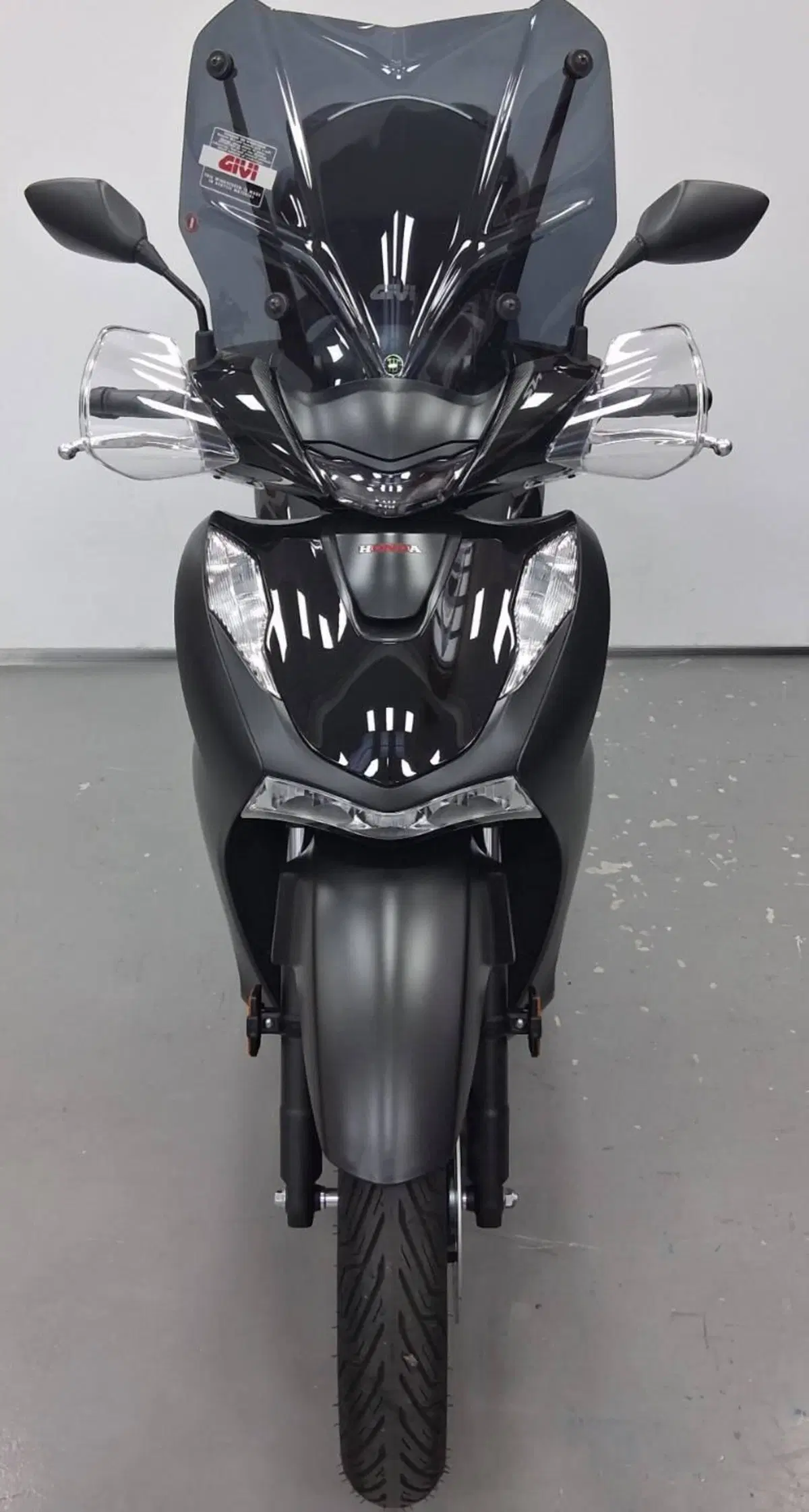 Honda SH 150i Sport (2024 - 25) (2)