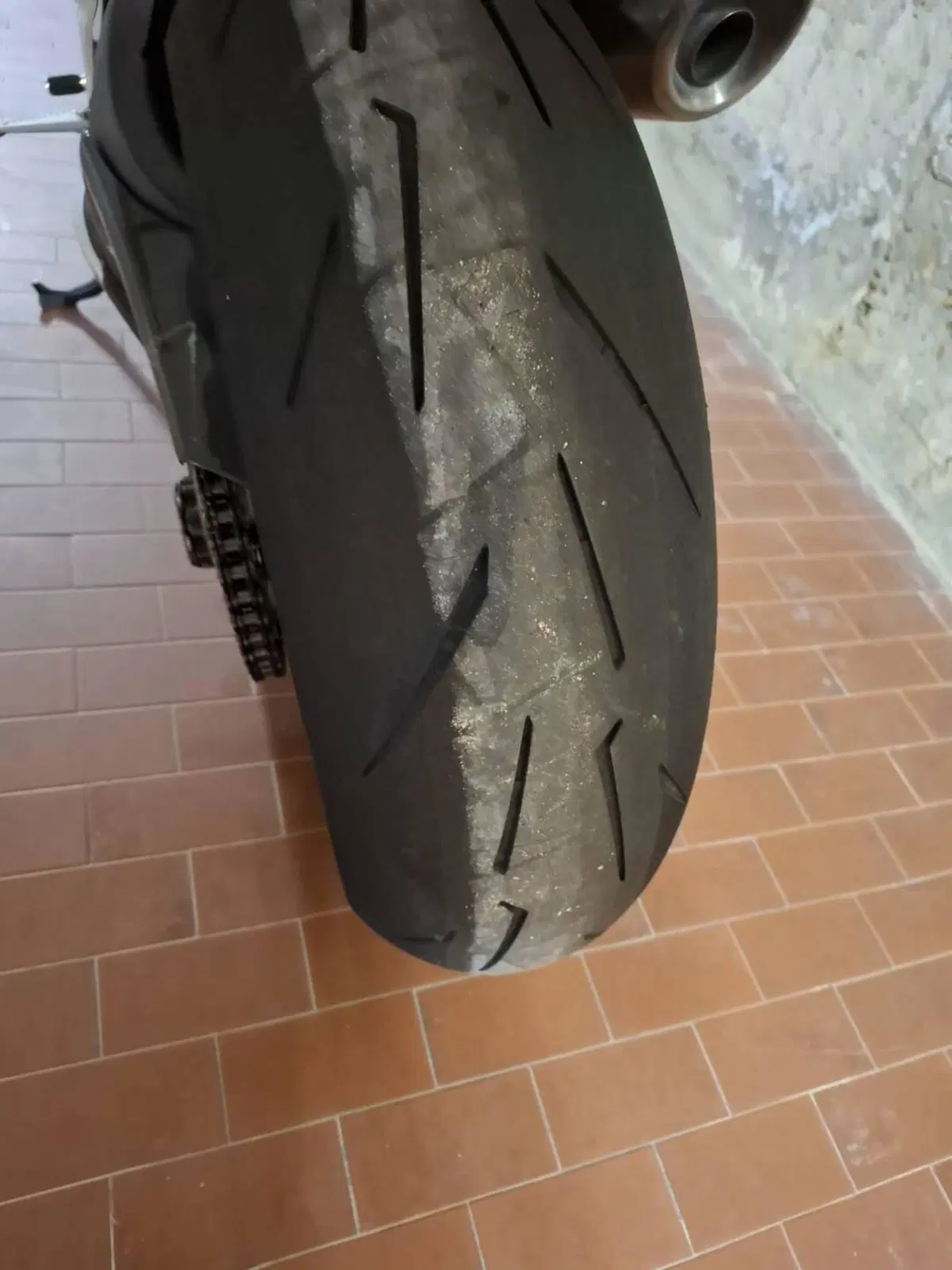 MV Agusta Brutale 990 R (2009 - 12) (2)
