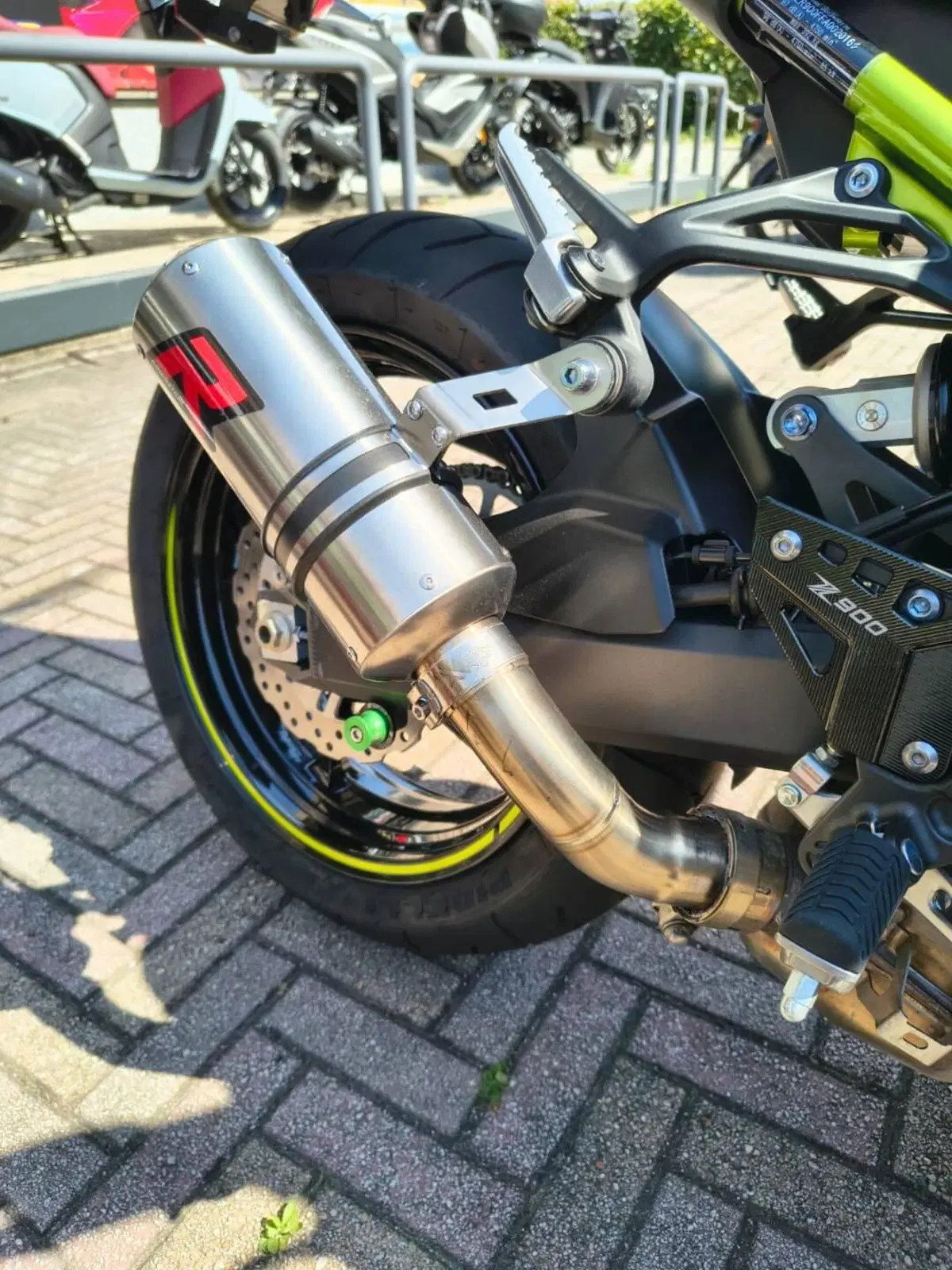 Kawasaki Z 900 (2021 - 24) (5)