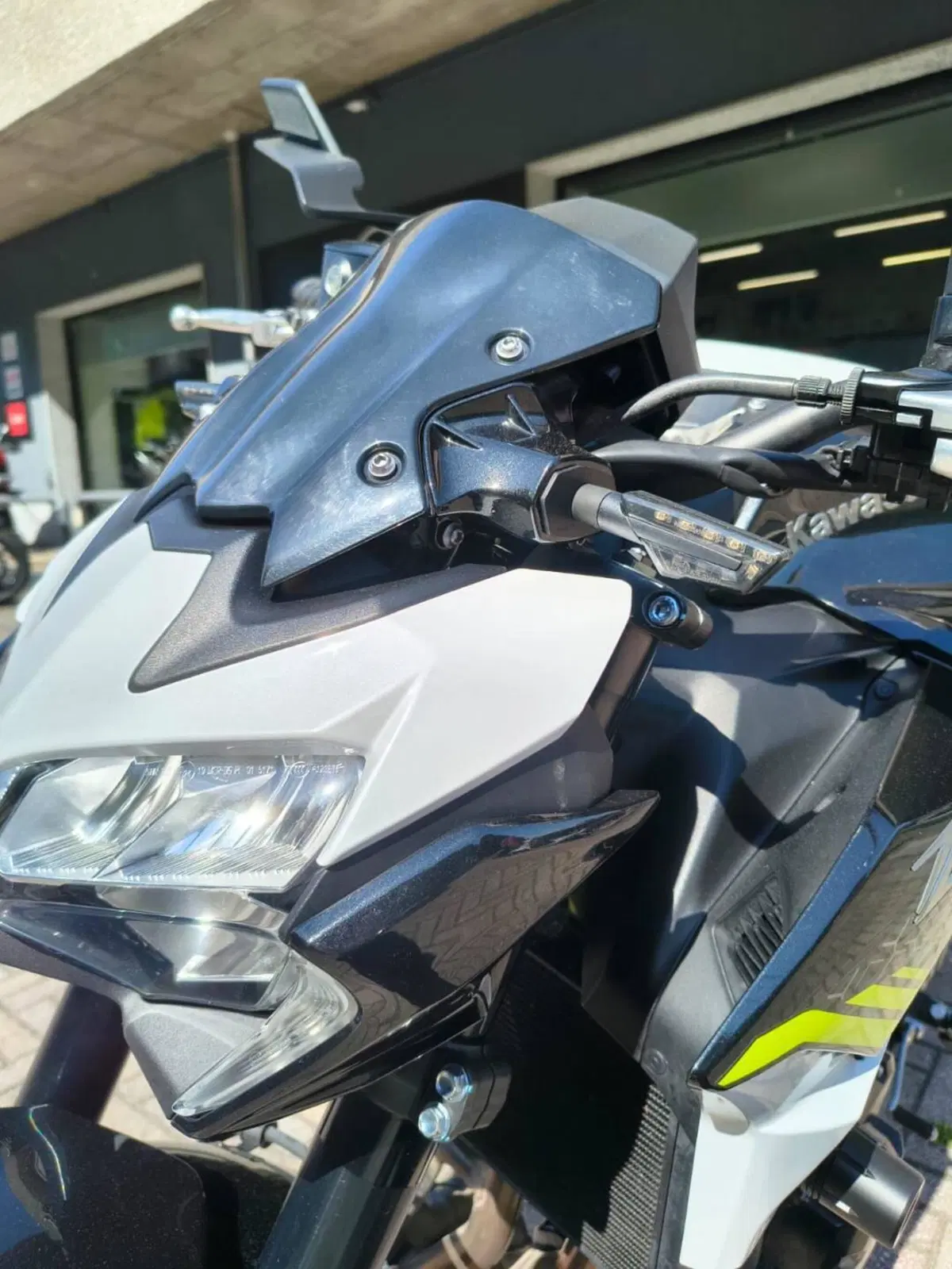 Kawasaki Z 900 (2021 - 24) (7)