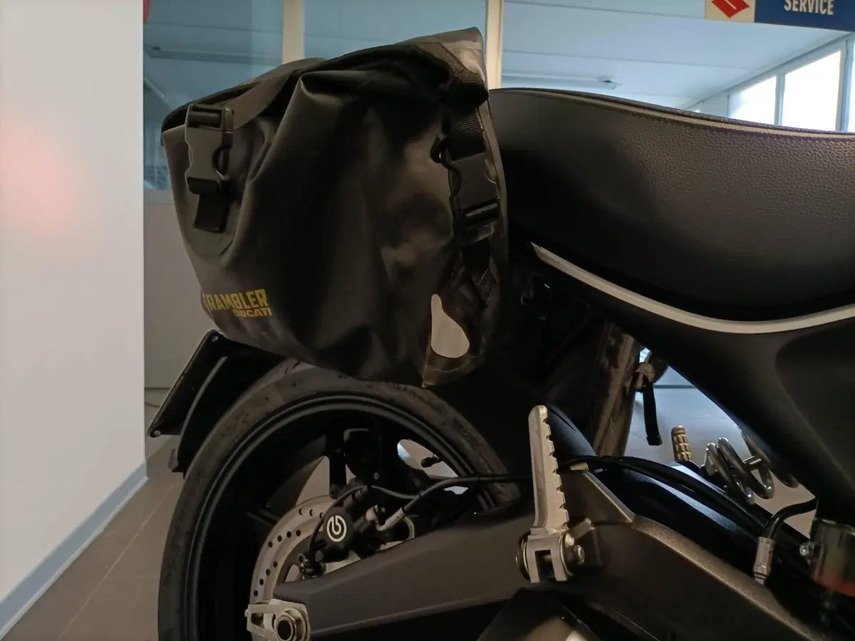 Ducati Scrambler 800 Icon Dark (2021 - 22) (8)
