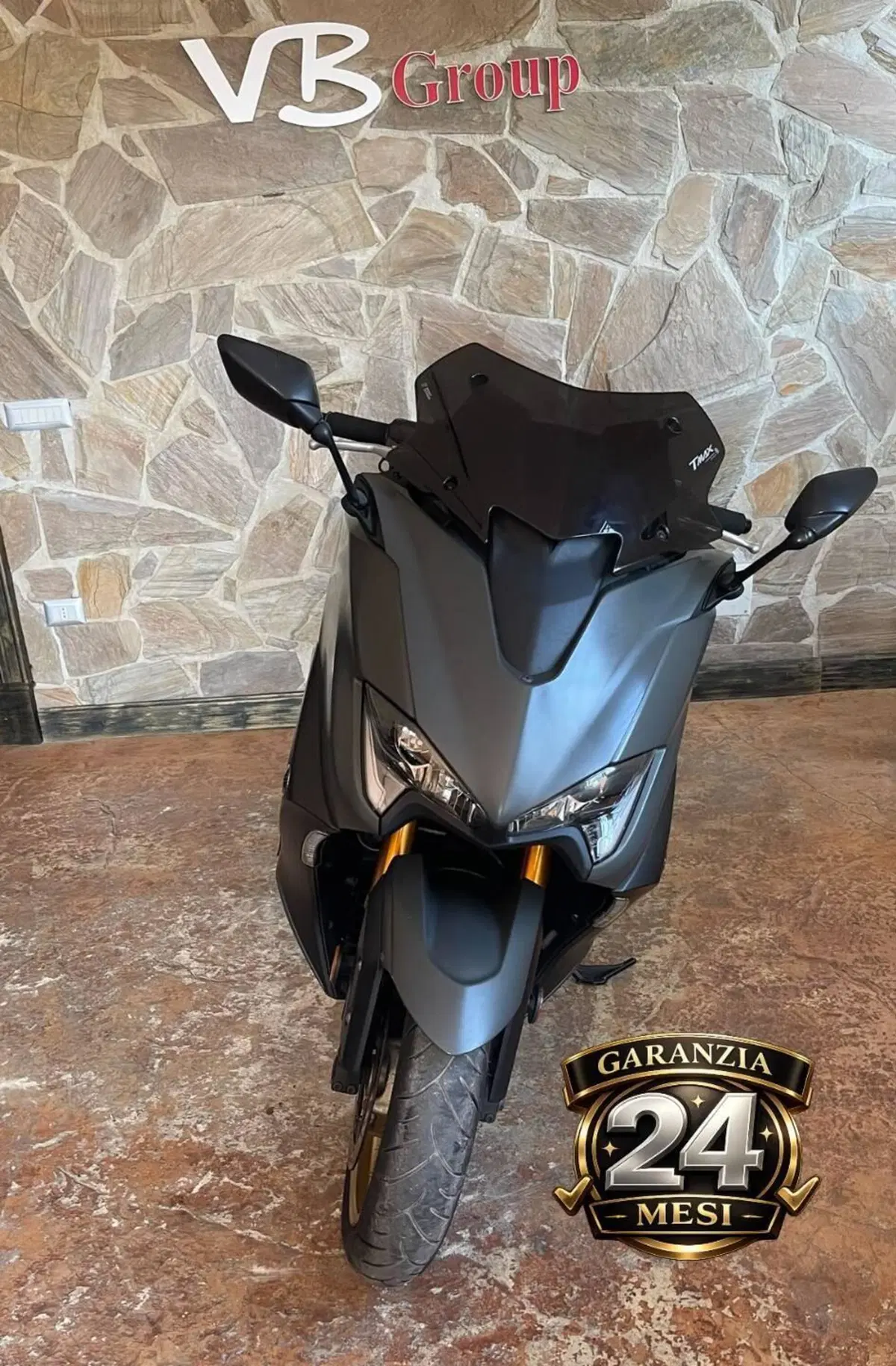 Yamaha T-Max 560 Tech Max (2021) (2)