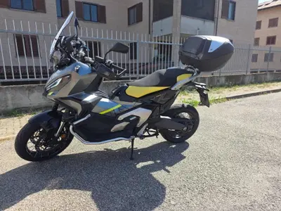 Honda X-ADV 750 DCT Gravel (2021 - 24) usata
