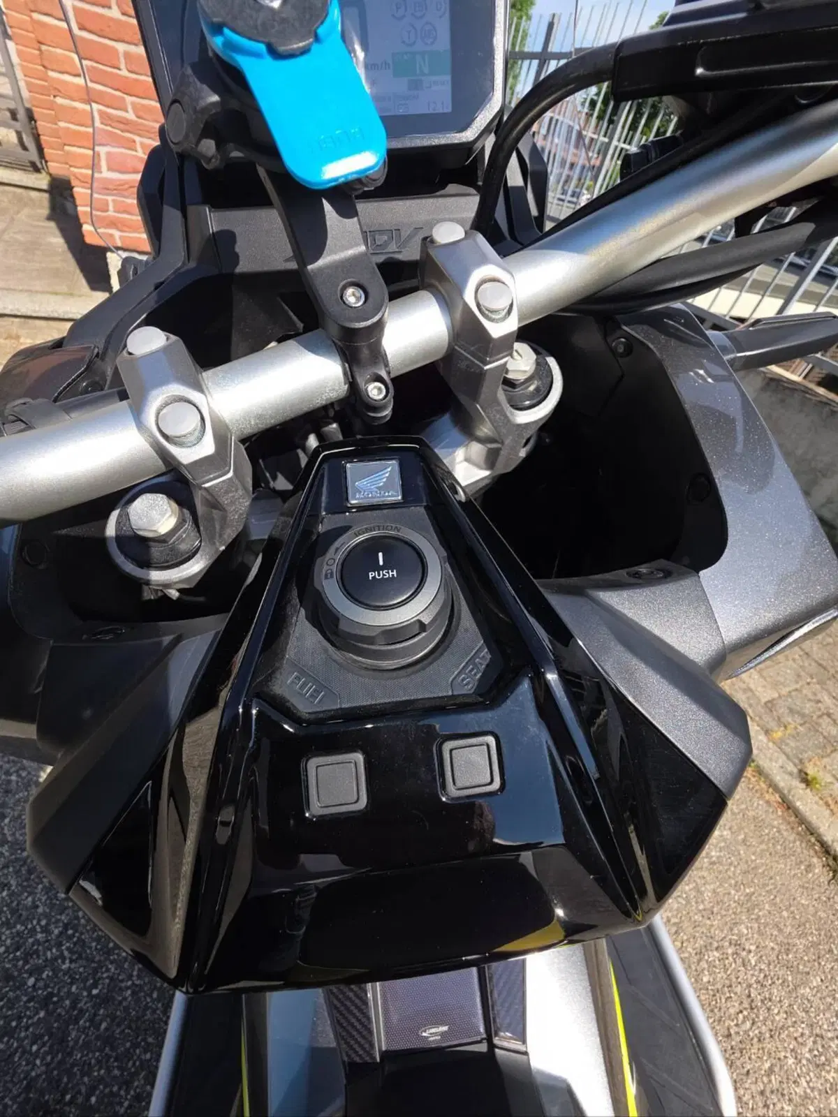 Honda X-ADV 750 DCT Gravel (2021 - 24) (8)