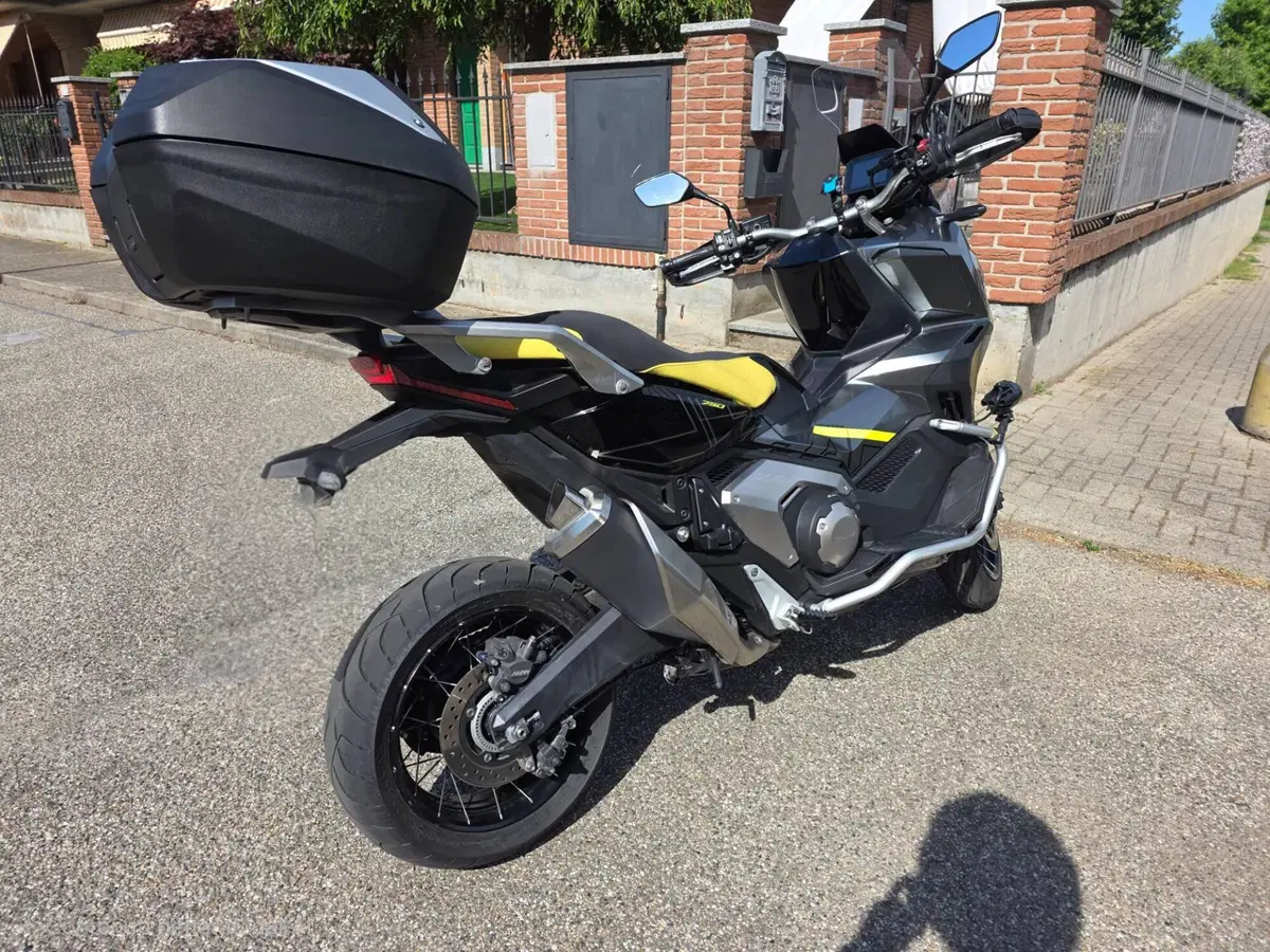 Honda X-ADV 750 DCT Gravel (2021 - 24) (9)