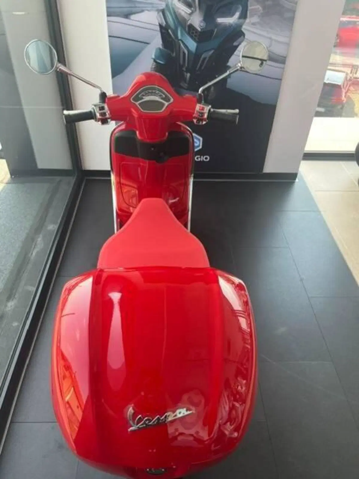 Vespa Primavera 125 RED (2025 - 26) (7)