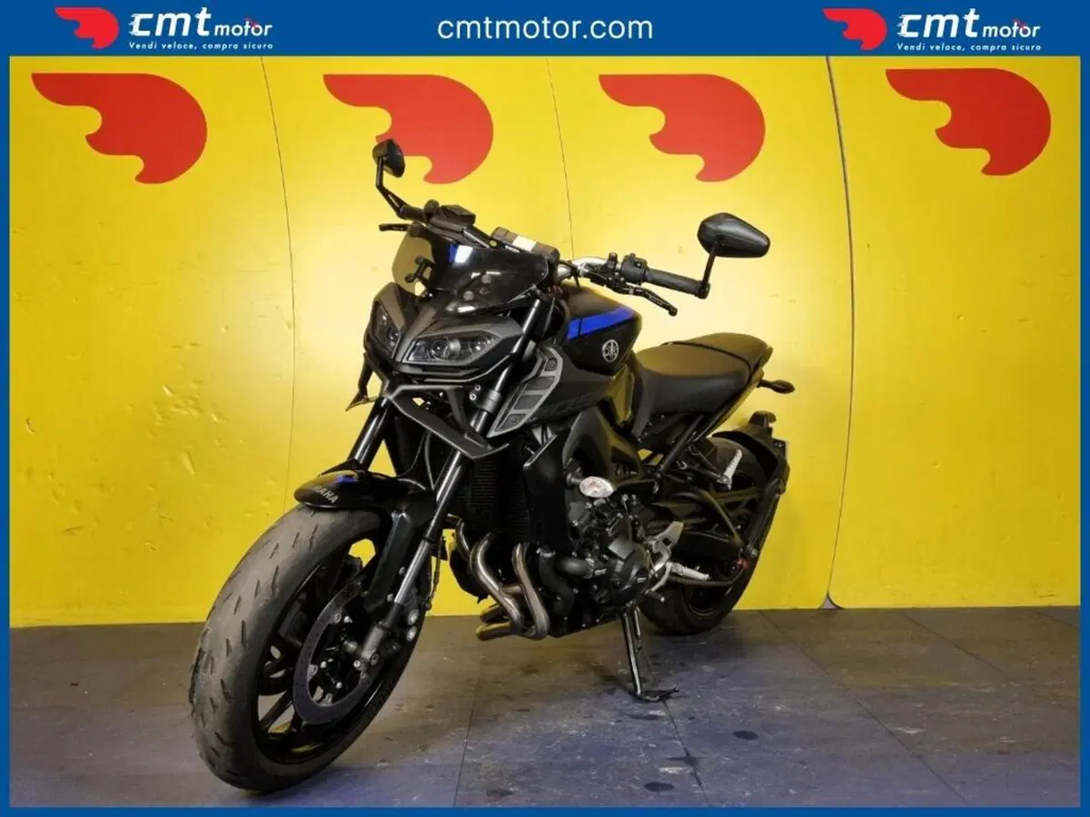 Yamaha MT-09 (2017 - 20) (2)