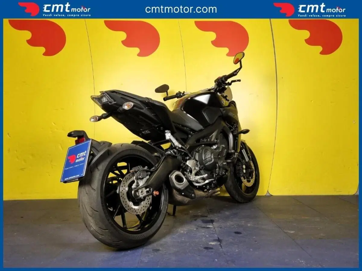 Yamaha MT-09 (2017 - 20) (4)