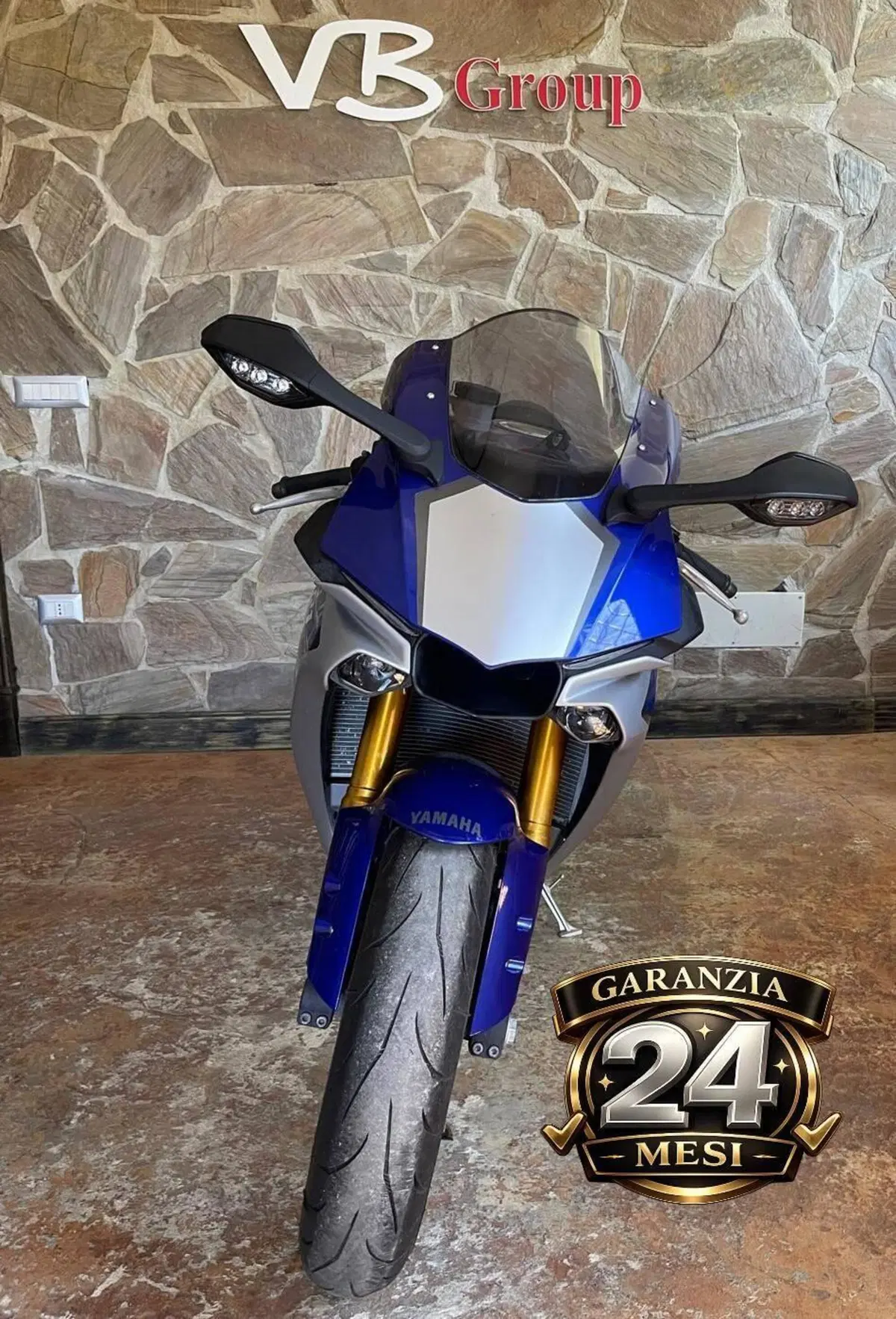 Yamaha YZF R1 (2015 - 16) (2)