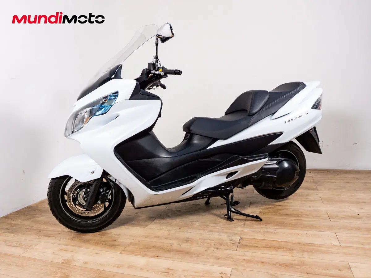 Suzuki Burgman 400 (2022 - 24) (6)