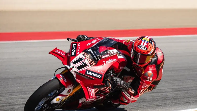 SBK 2026. GP d&rsquo;Aragona, prove libere: primo tempo di Nicol&ograve; Bulega nel forno del MotorLand
