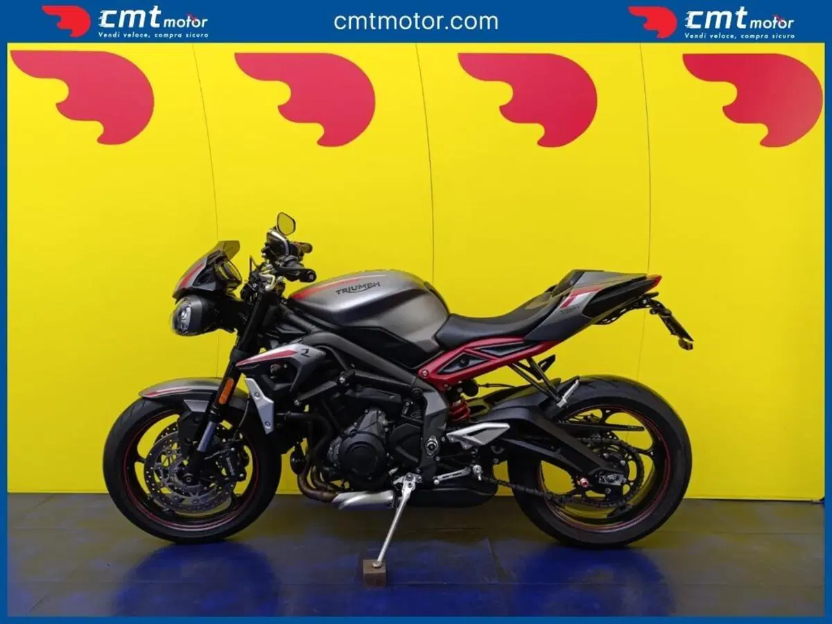 Triumph Street Triple R (2020 - 22) (3)