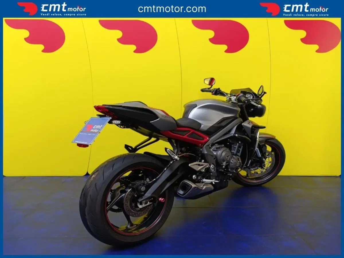 Triumph Street Triple R (2020 - 22) (4)