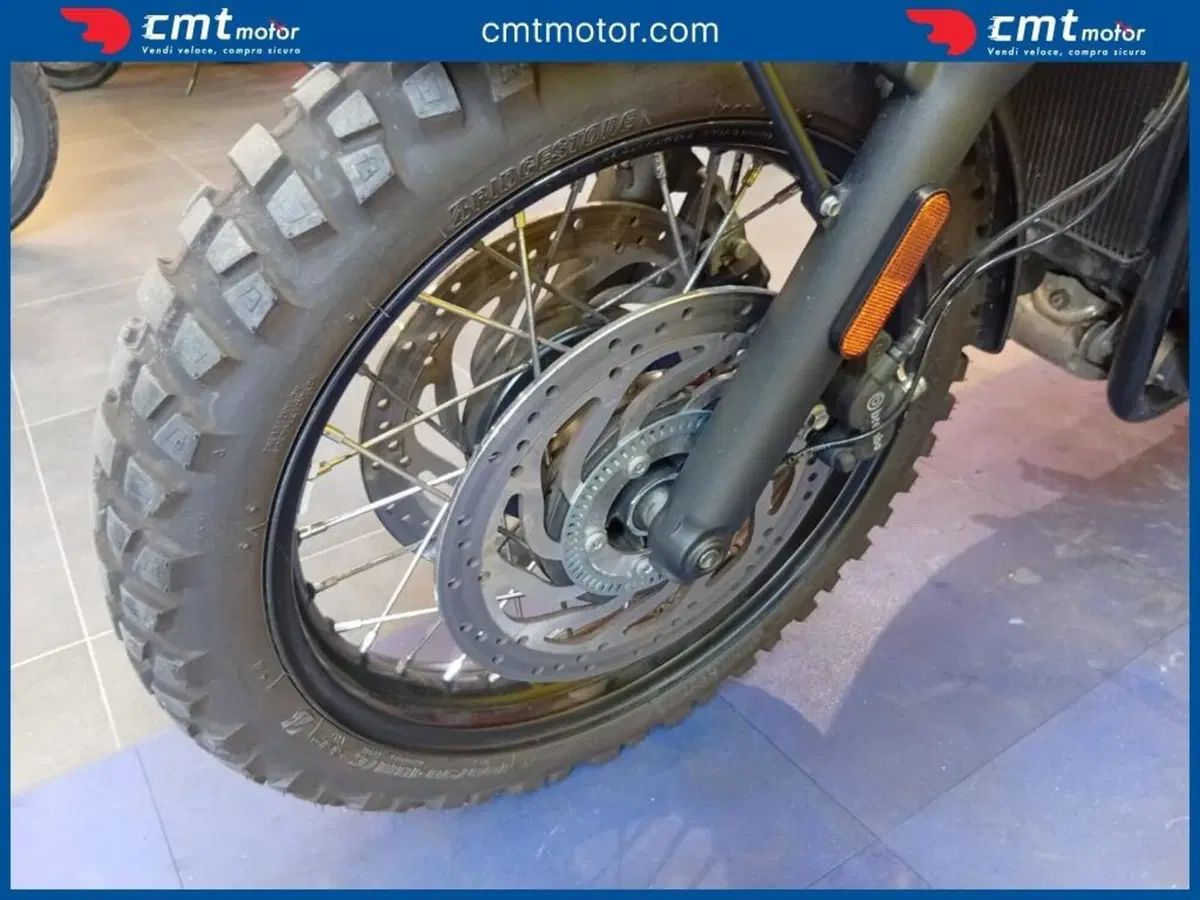 Triumph Bonneville T120 (2021 - 25) (2)
